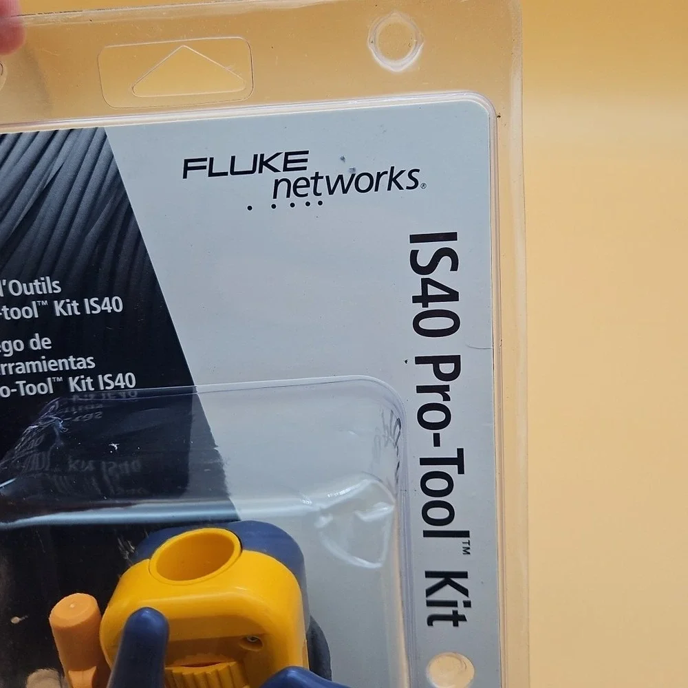 Fluke Networks IS40 Pro-Tool Kit Brand New 11291000 D814 Impact Tool D-Snips
